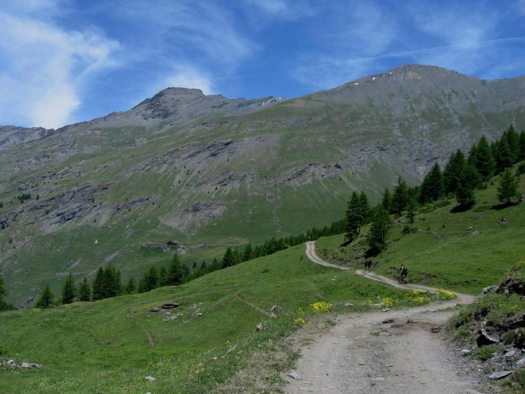 Il Fraitevino Hotel Bed & Breakfast Sestriere Exterior photo